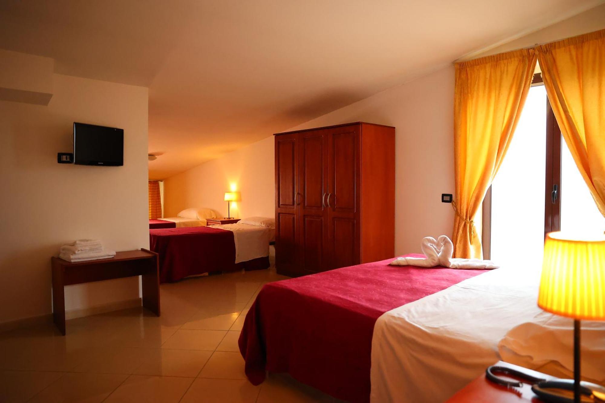 Hotel Futuro Aversa Exterior photo